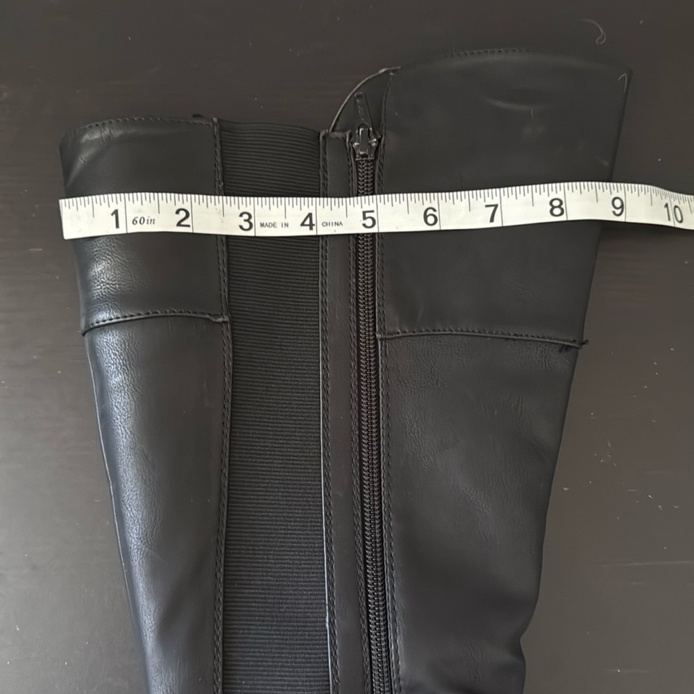 Black Faux-Leather Knee-High Boots Ladies Size 8W Gold Hardware - Picture 11 of 11